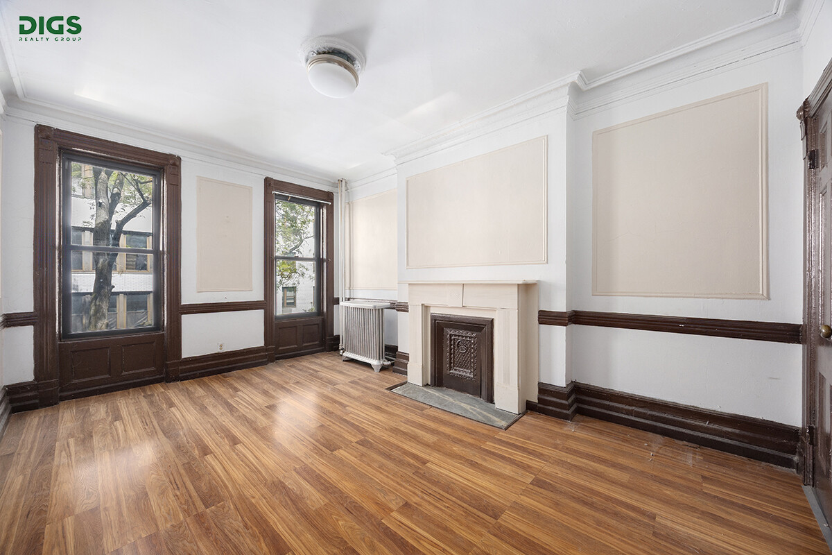 147 West 105th Street 4W Manhattan Valley New York NY 10025
