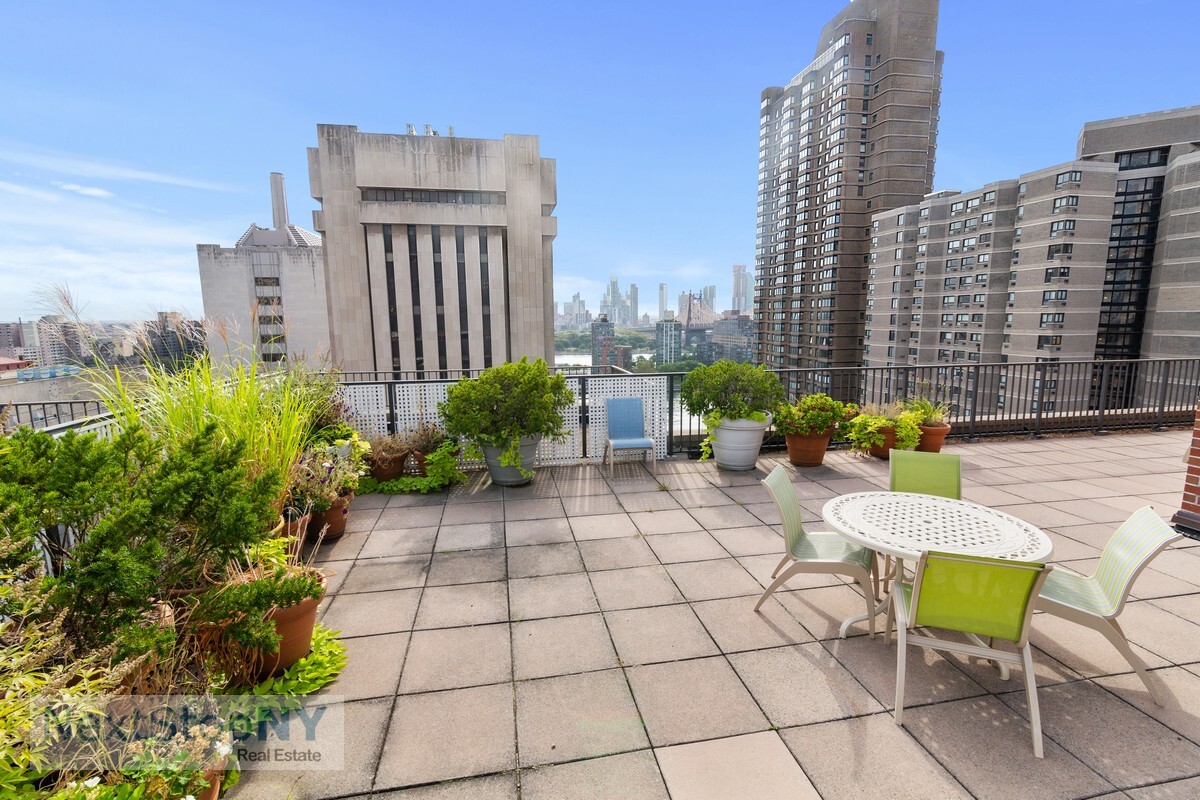 1175 York Avenue 12D Upper East Side New York NY 10065