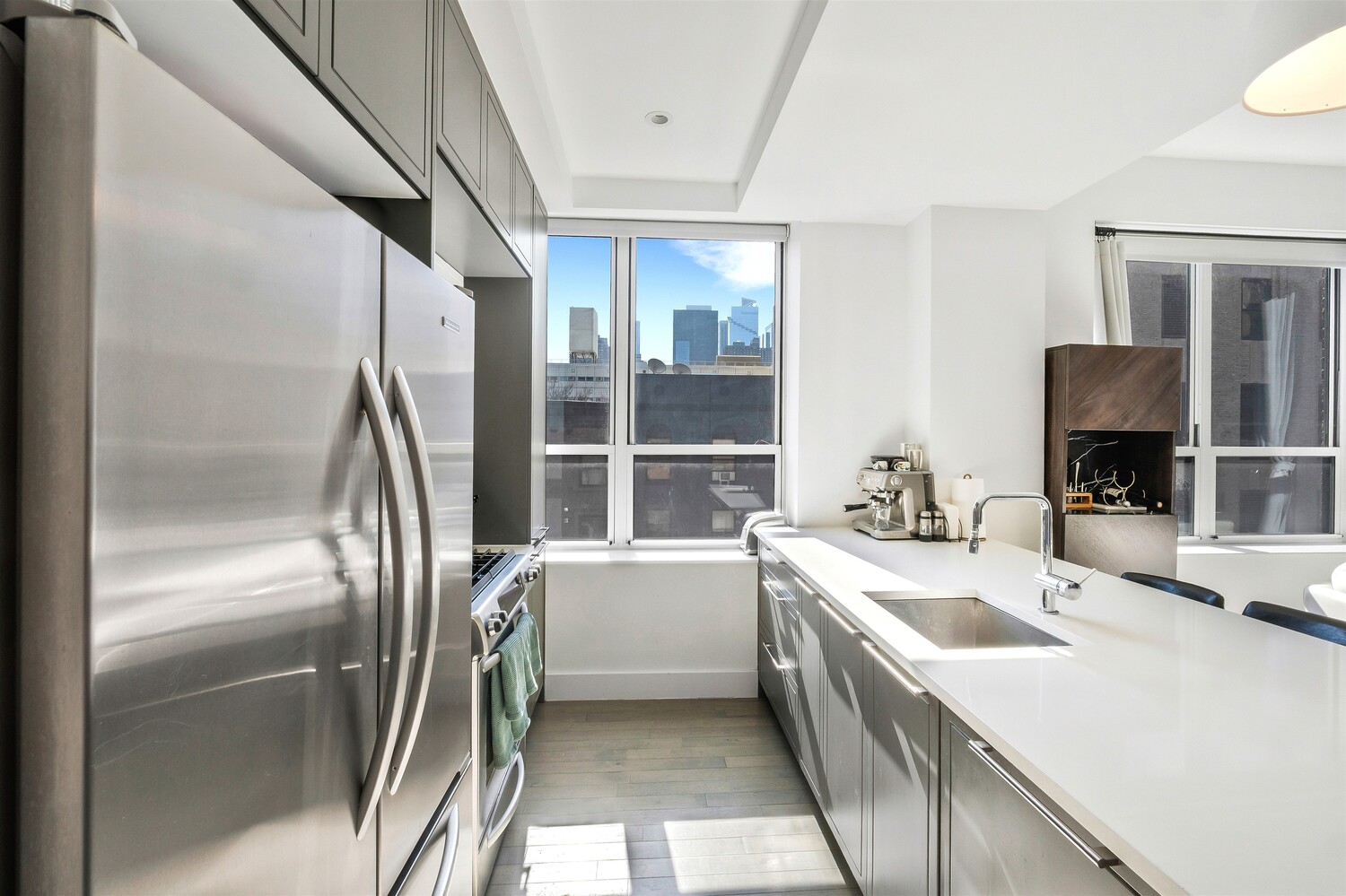 416 West 52nd Street 514 Clinton New York NY 10019