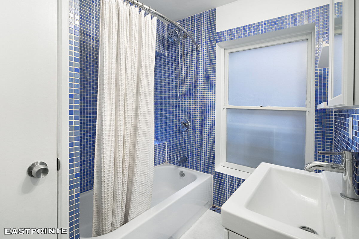 224 East 7th Street 11 E. Greenwich Village New York NY 10009