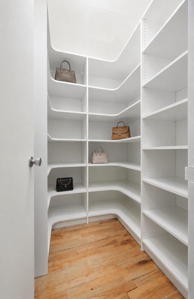 77 Bleecker Street 117N Greenwich Village New York NY 10012
