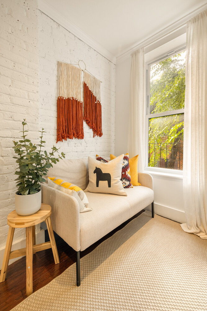 88 Horatio Street APT3B W. Greenwich Village New York NY 10014