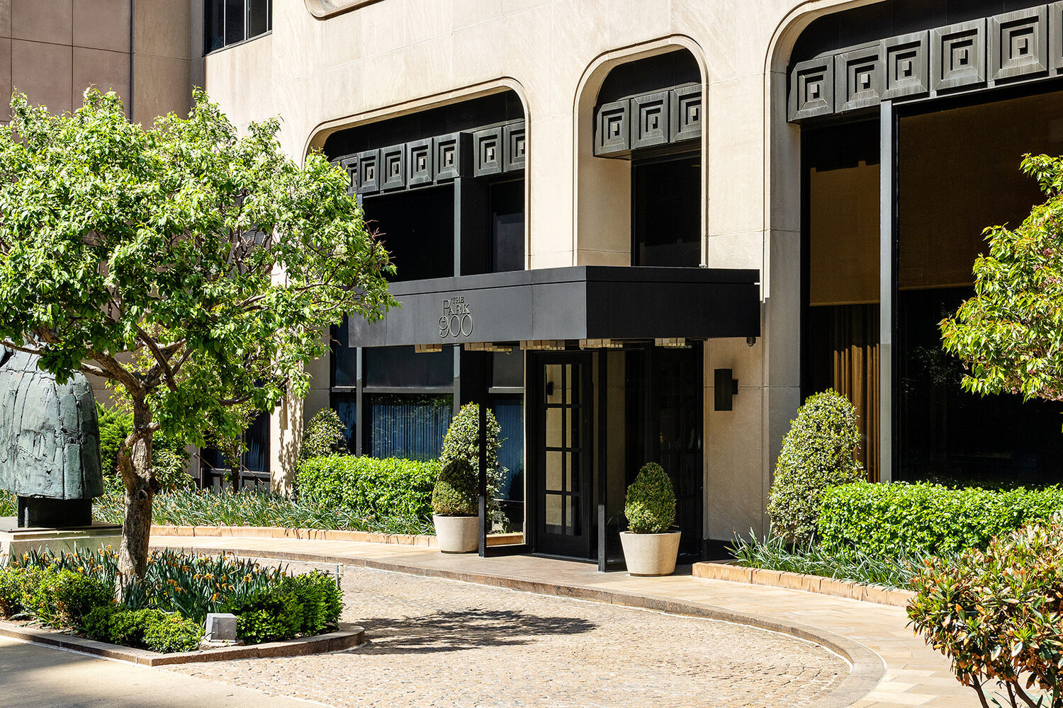 900 Park Avenue 25CD Upper East Side New York NY 10075