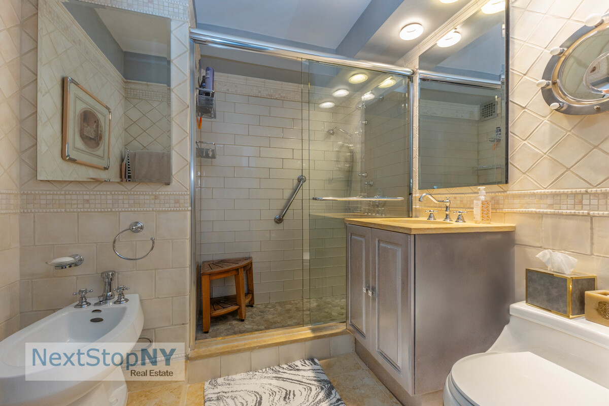 1175 York Avenue 12D Upper East Side New York NY 10065