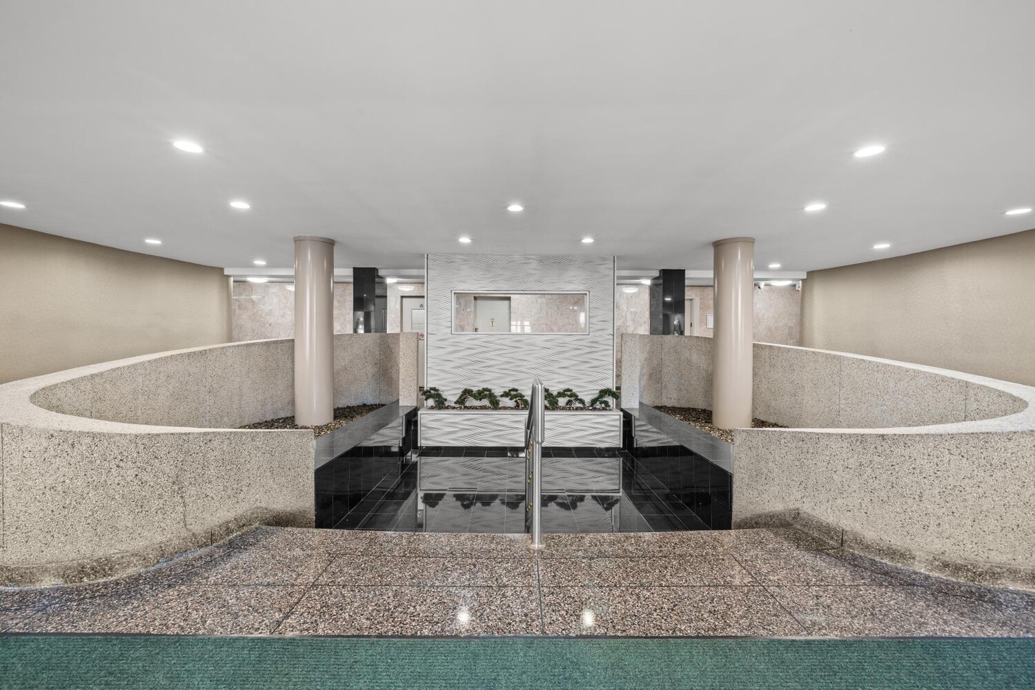 84-09 155th Avenue 4N Lindenwood Queens NY 11414