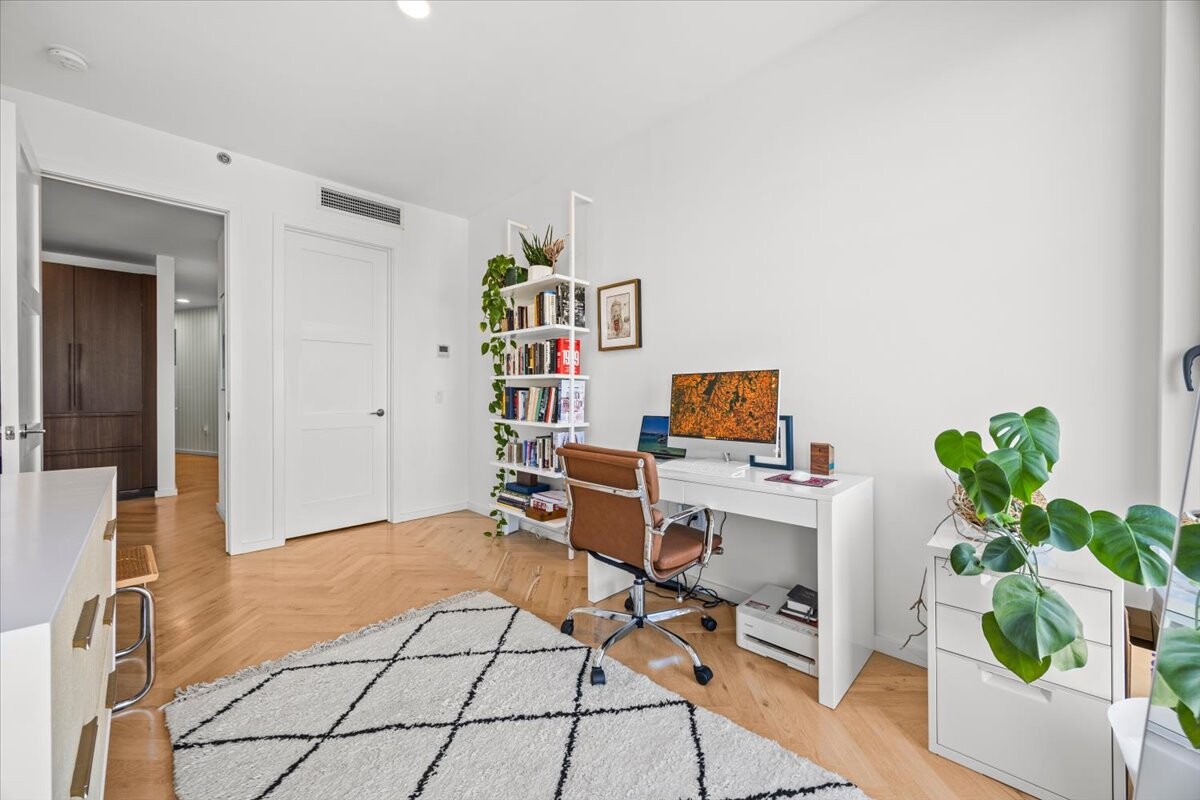 805 Washington Avenue 4B Crown Heights Brooklyn NY 11238