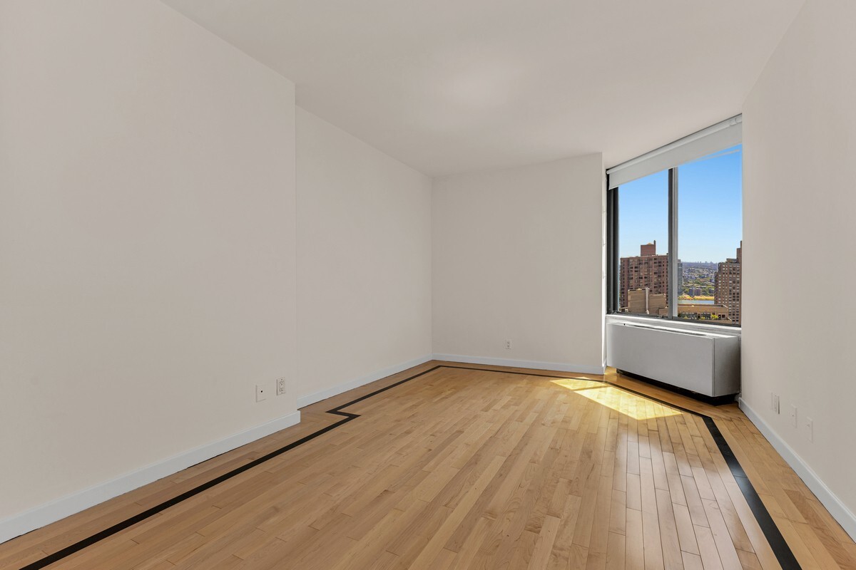 300 East 93rd Street 39E Upper East Side New York NY 10128