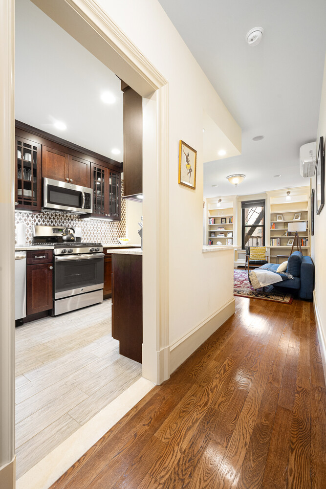 69 Pineapple Street 6 Brooklyn Heights Brooklyn NY 11201