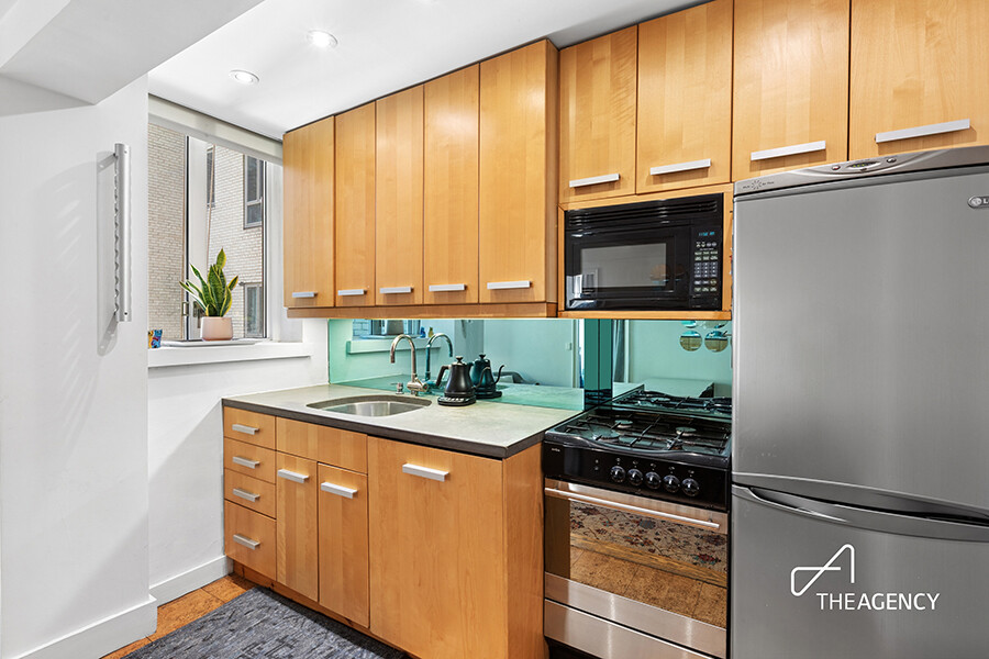 200 West 20th Street 303 Chelsea New York NY 10011