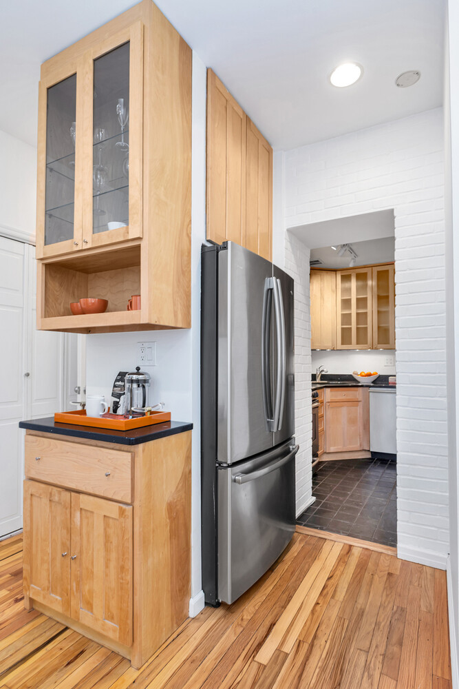 214 Riverside Drive 202/203 Upper West Side New York NY 10025