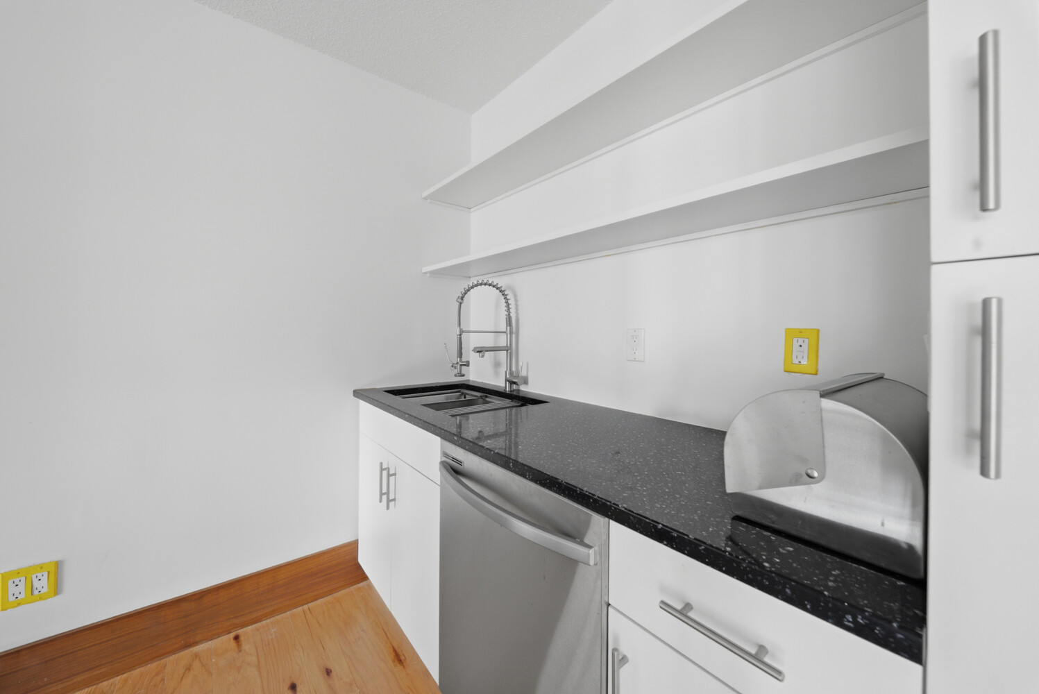 299 Pearl Street 5E Seaport District New York NY 10038