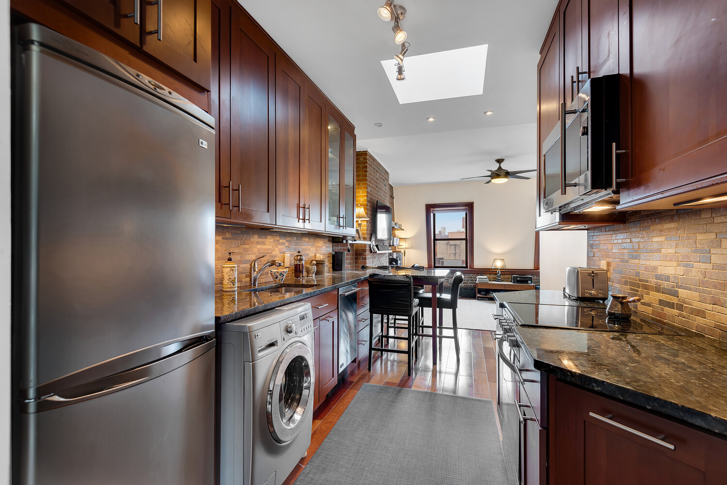 2101 Fifth Avenue East Harlem New York NY 10035