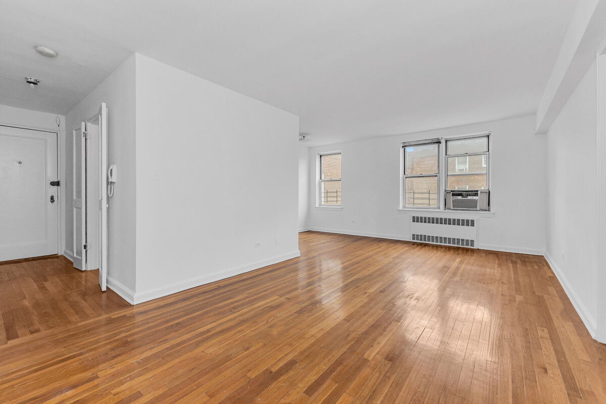 67-07 Yellowstone Blvd. 5F Forest Hills Queens NY 11375