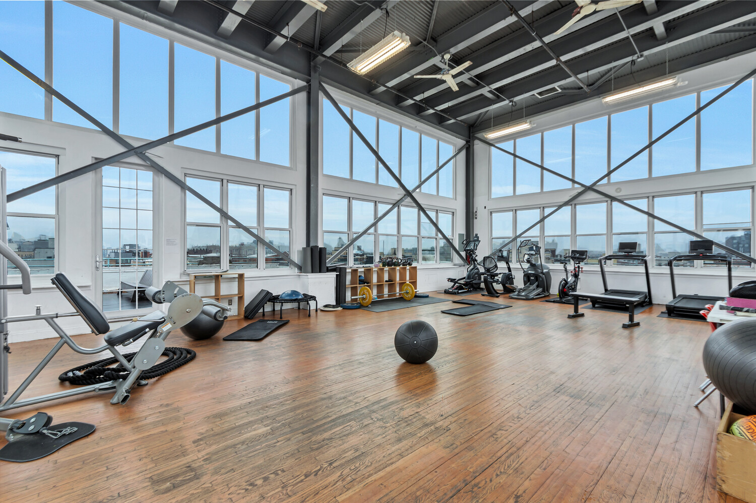 689 Myrtle Avenue 3B Bedford Stuyvesant Brooklyn NY 11205