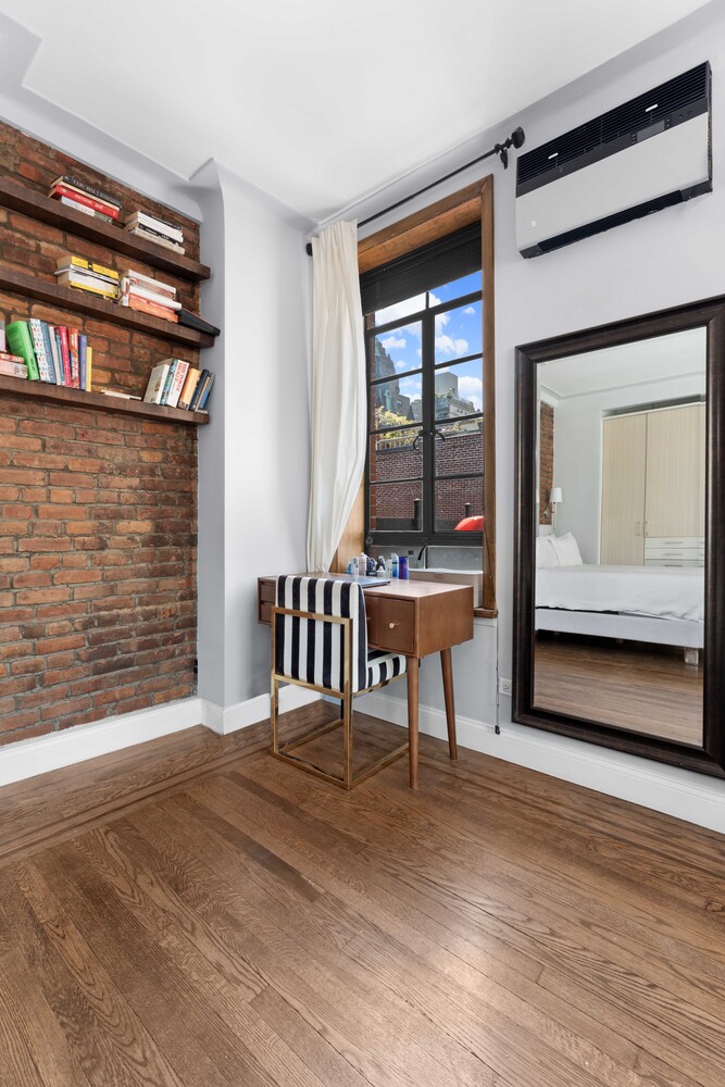 224 East 17th Street 5R Gramercy Park New York NY 10003
