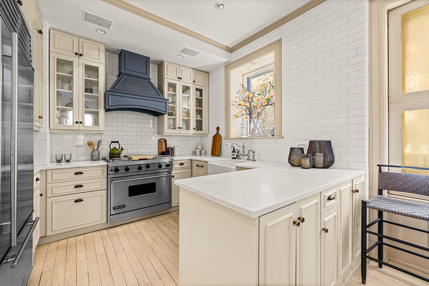 27 East 95th Street Carnegie Hill New York NY 10128