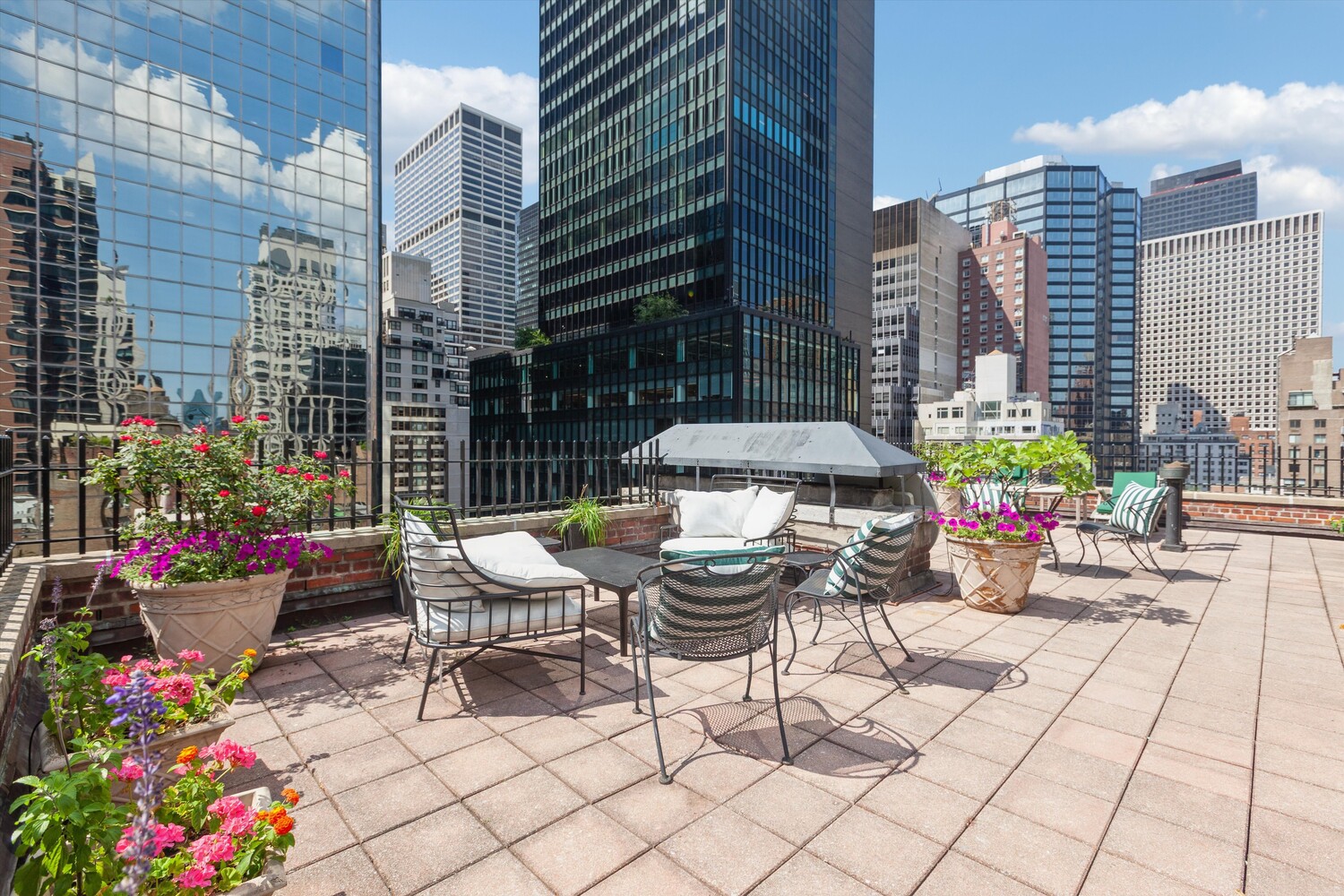 230 East 50th Street 3A Turtle Bay New York NY 10022