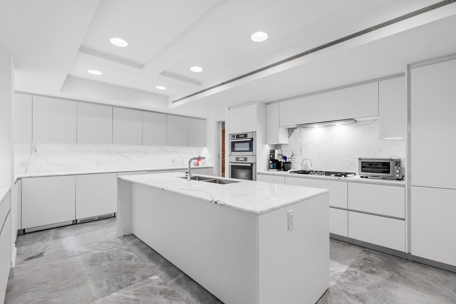 737 Park Avenue 9A Upper East Side New York NY 10021