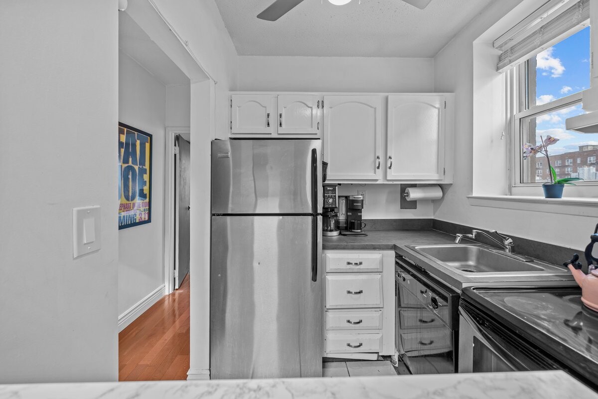 10104 4th Avenue 4D Fort Hamilton Brooklyn NY 11209