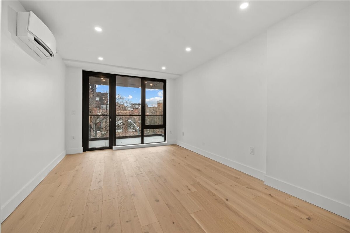 107 Schaefer Street 4C Bushwick Brooklyn NY 11207