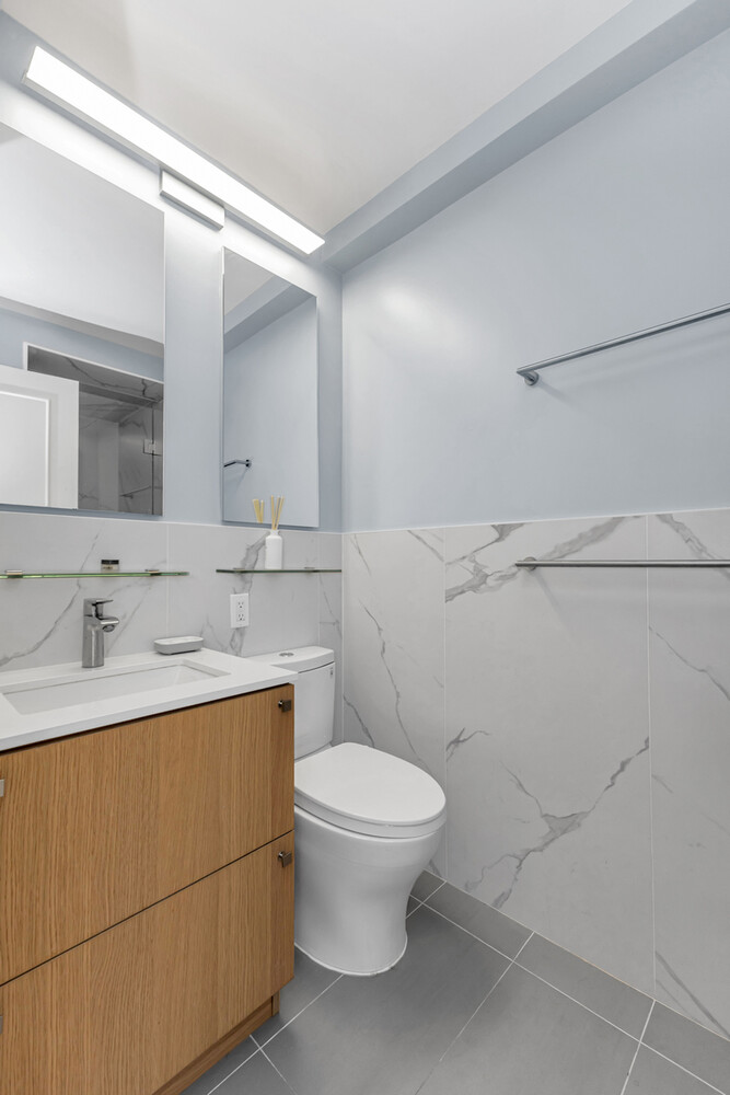 923 Fifth Avenue 4B Upper East Side New York NY 10021