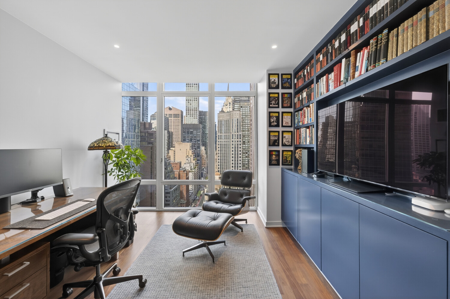 207 East 57th Street Midtown East New York NY 10022