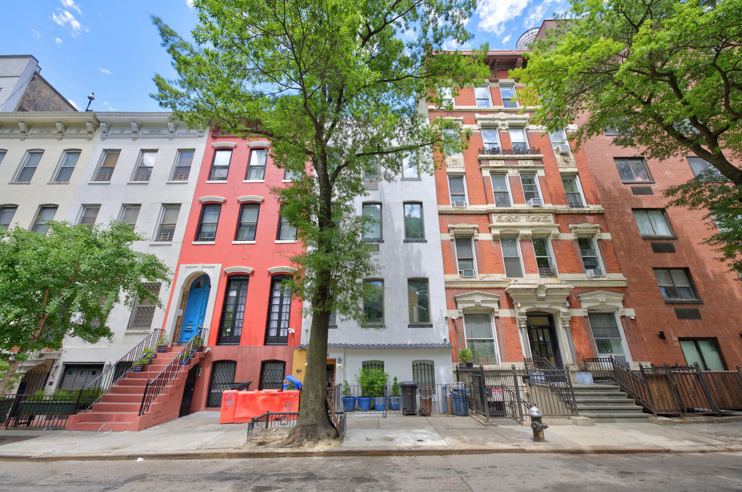 437 West 43rd Street 1G Clinton New York NY 10036