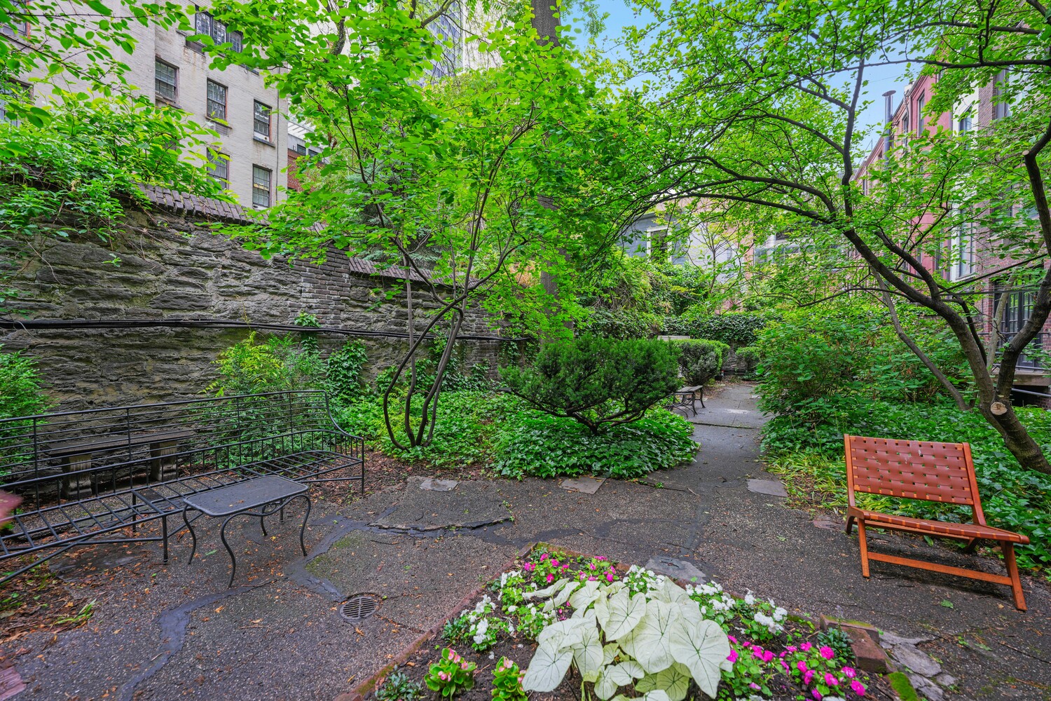 230 East 50th Street Turtle Bay New York NY 10022