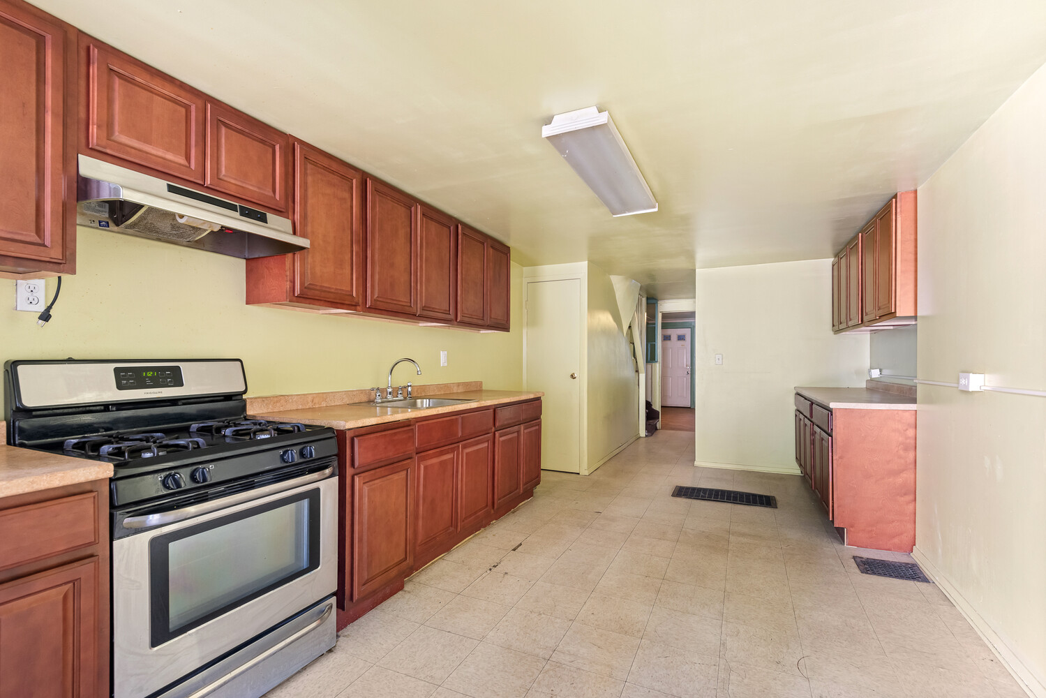 120 Cambridge Place Clinton Hill Brooklyn NY 11238