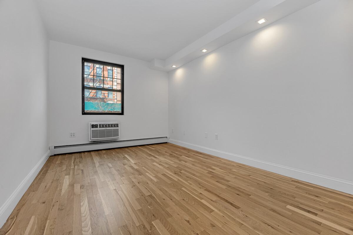 503 East 13th Street E1 E. Greenwich Village New York NY 10003