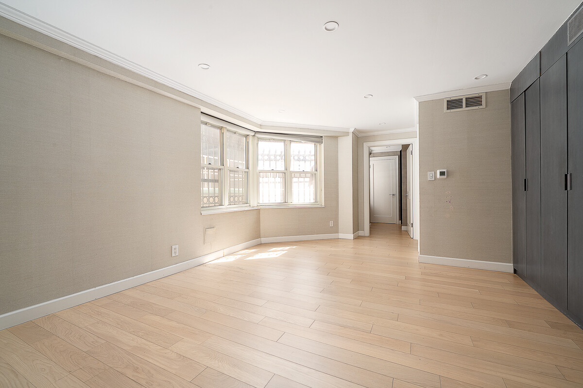 205 East 63rd Street 2AB Upper East Side New York NY 10065