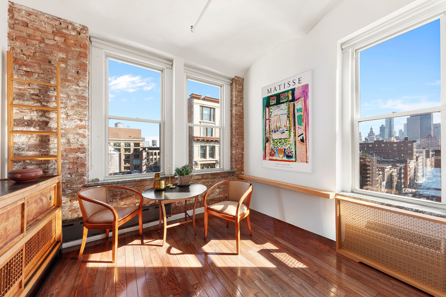 543 Broadway Soho New York NY 10012