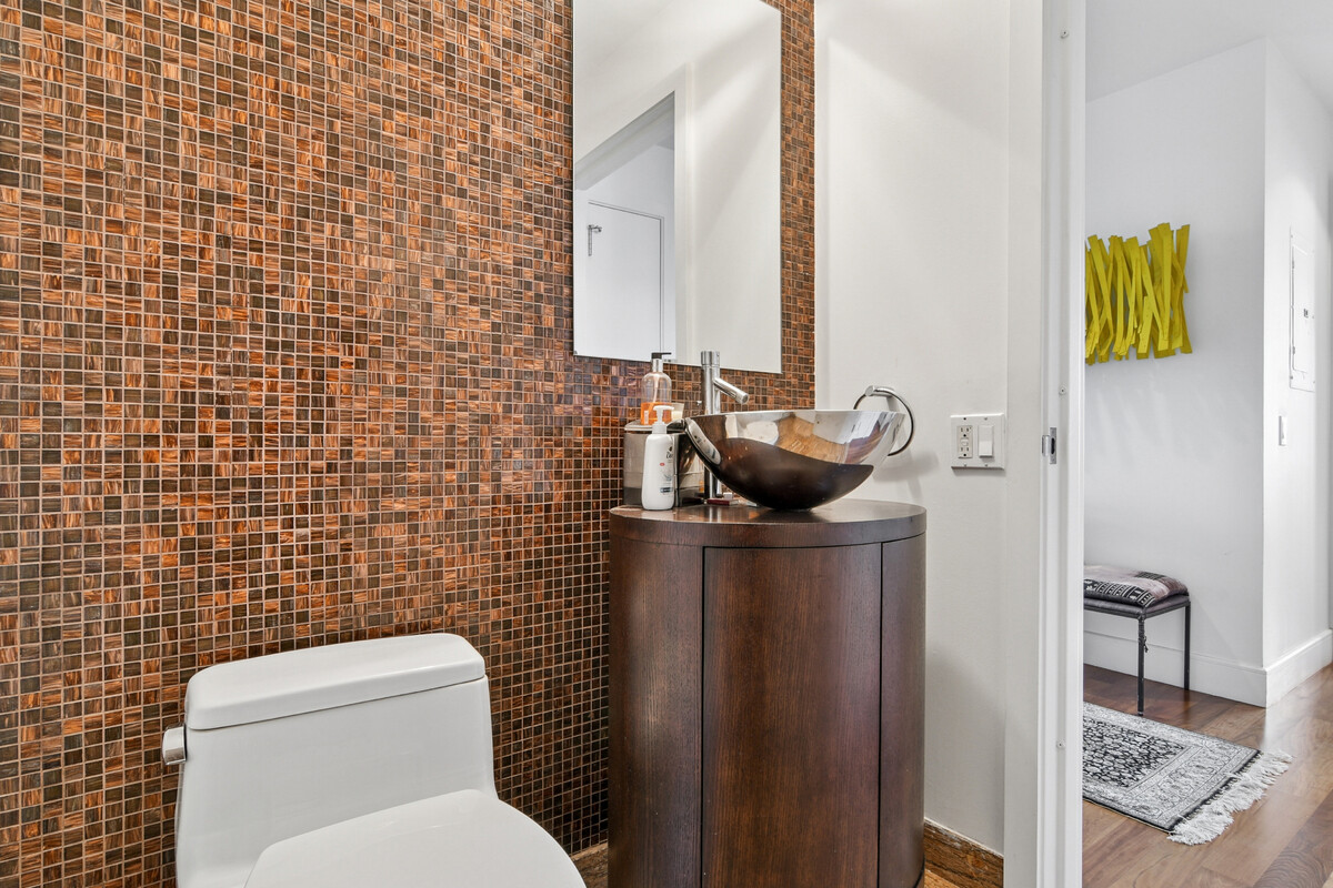 250 East 53rd Street 2801 Turtle Bay New York NY 10022