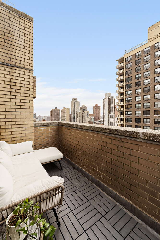 245 East 87th Street 18F Upper East Side New York NY 10128