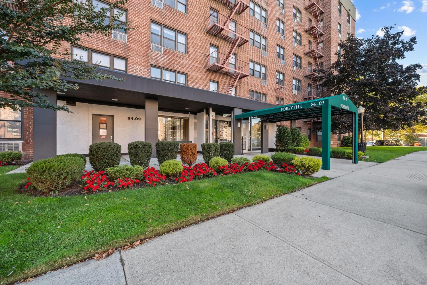 84-09 155th Avenue 4N Lindenwood Queens NY 11414