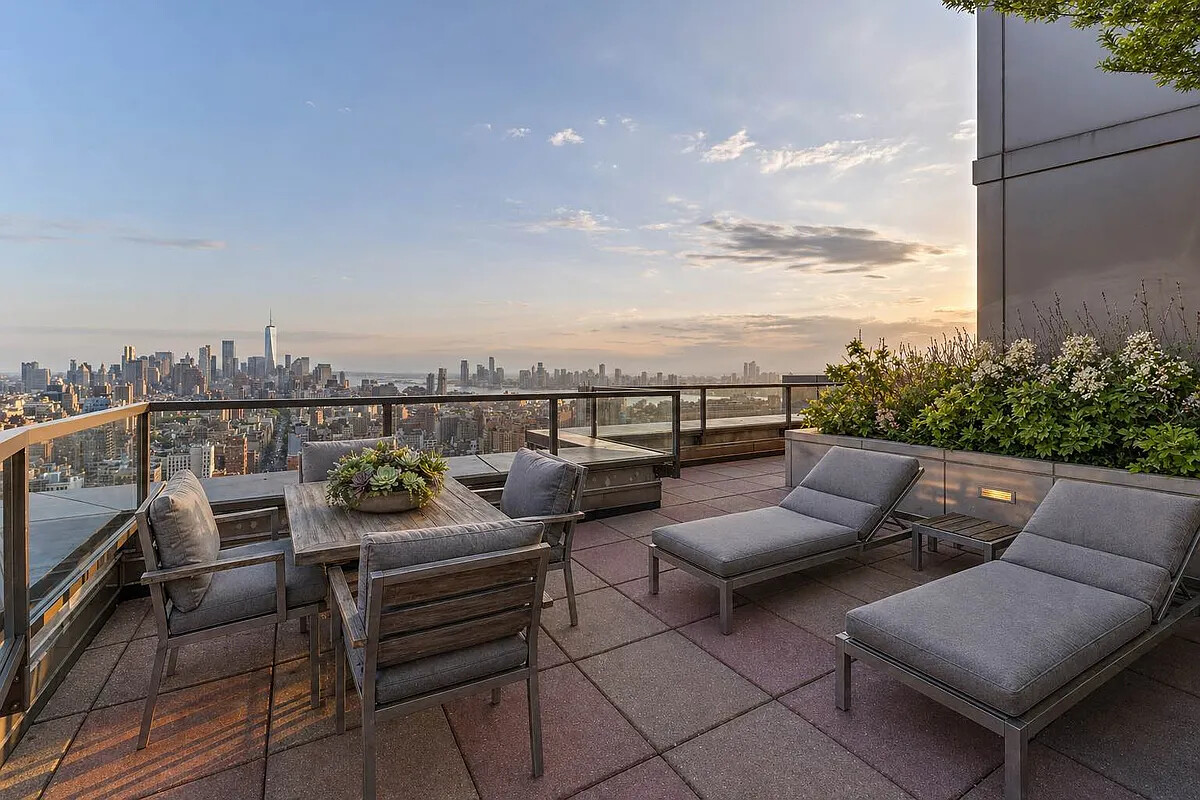 101 West 24th Street PH3B Chelsea New York NY 10011