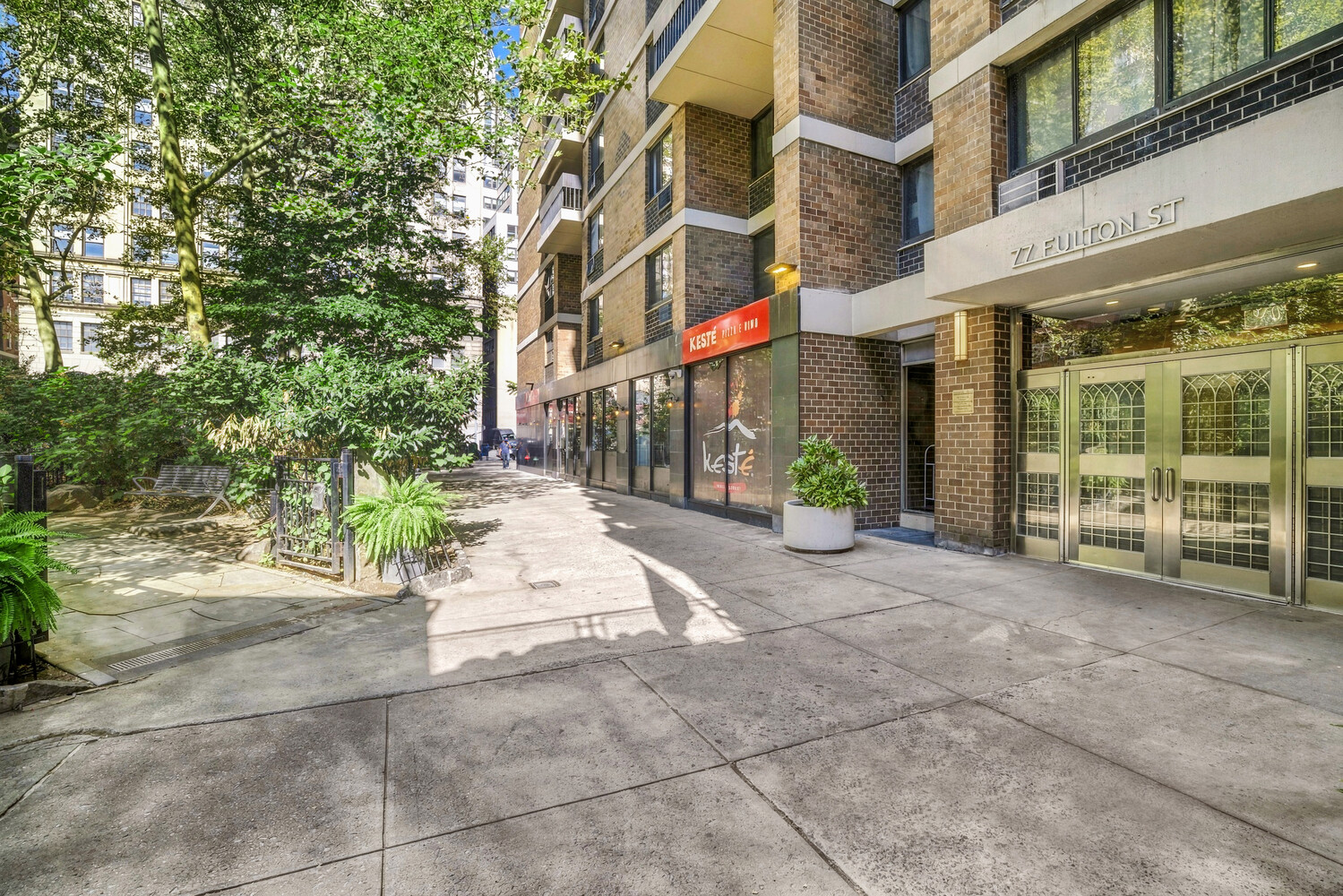 77 Fulton Street 4N Seaport District New York NY 10038