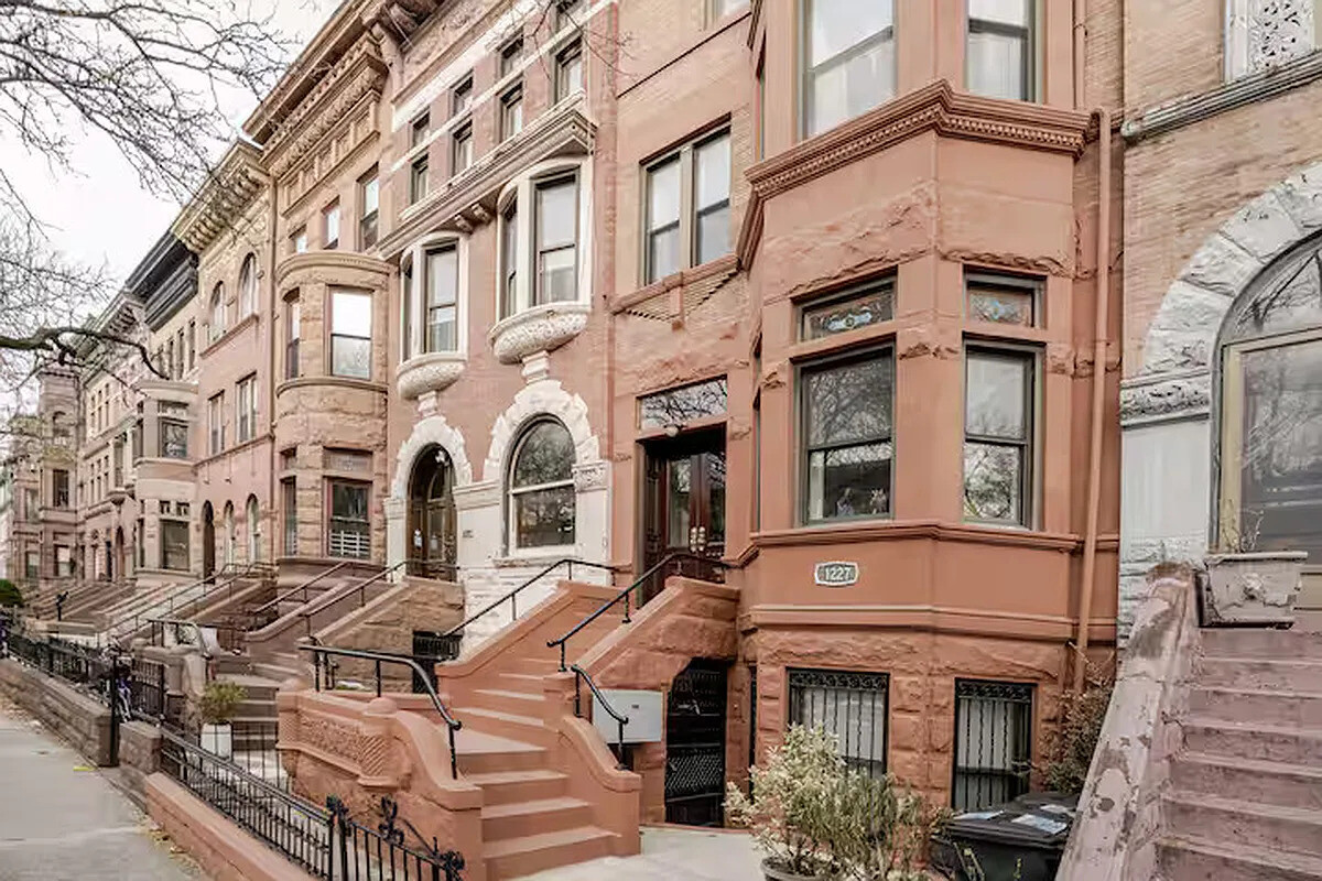 1227 Dean Street APT1 Crown Heights Brooklyn NY 11216