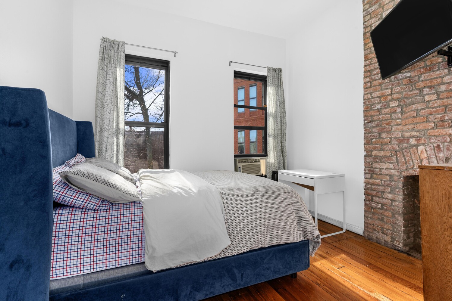 954 Park Place Crown Heights Brooklyn NY 11213