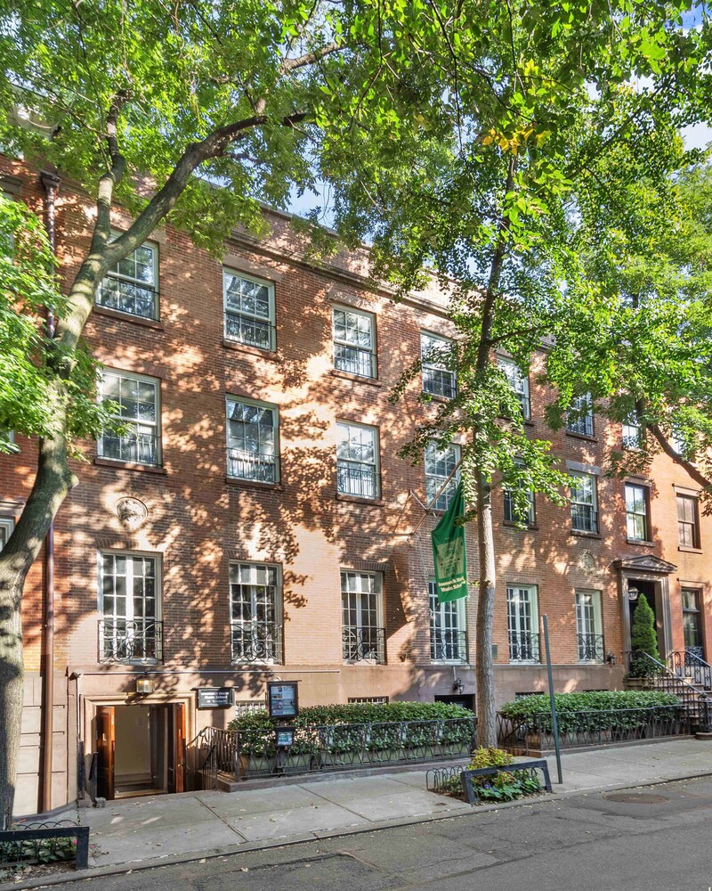 44-46 Barrow Street W. Greenwich Village New York NY 10014