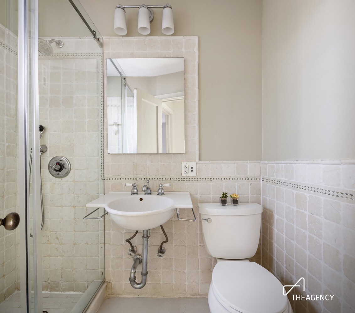 104-106 Bedford Street 5A6AB W. Greenwich Village New York NY 10014