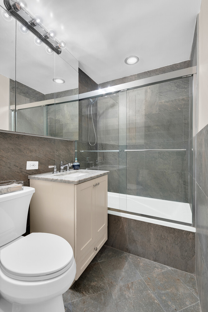 314 West 56th Street 2A Clinton New York NY 10019