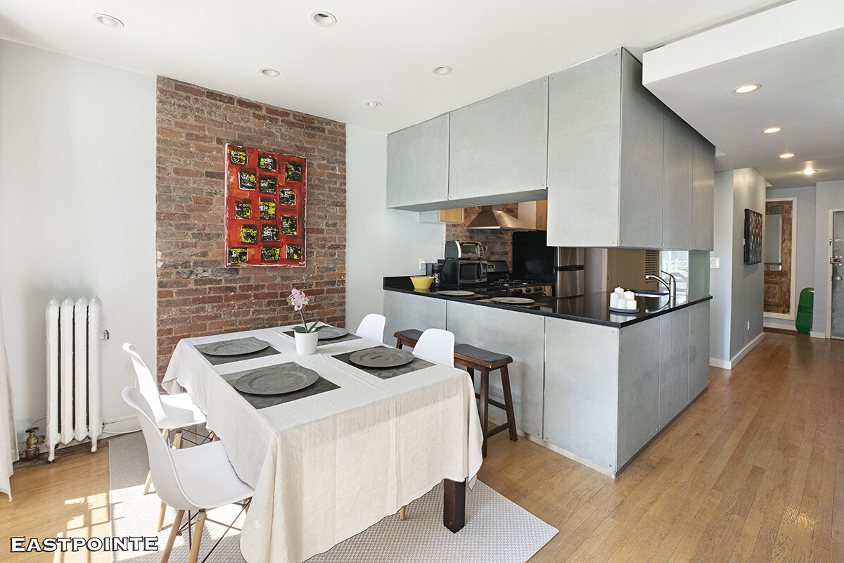 224 East 7th Street 11 E. Greenwich Village New York NY 10009