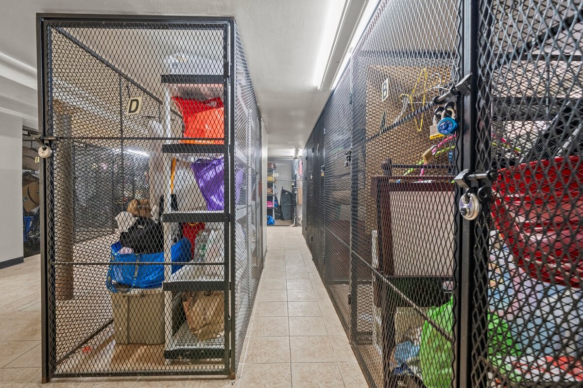 10104 4th Avenue 4D Fort Hamilton Brooklyn NY 11209