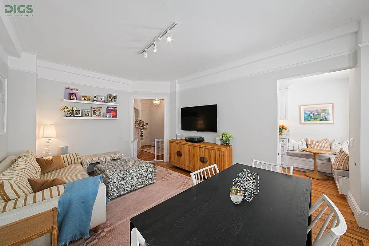 150 East 93rd Street Carnegie Hill New York NY 10128