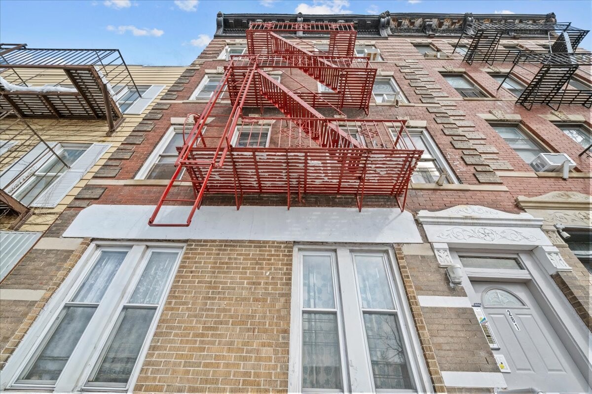 281 23rd Street Brooklyn NY 11215