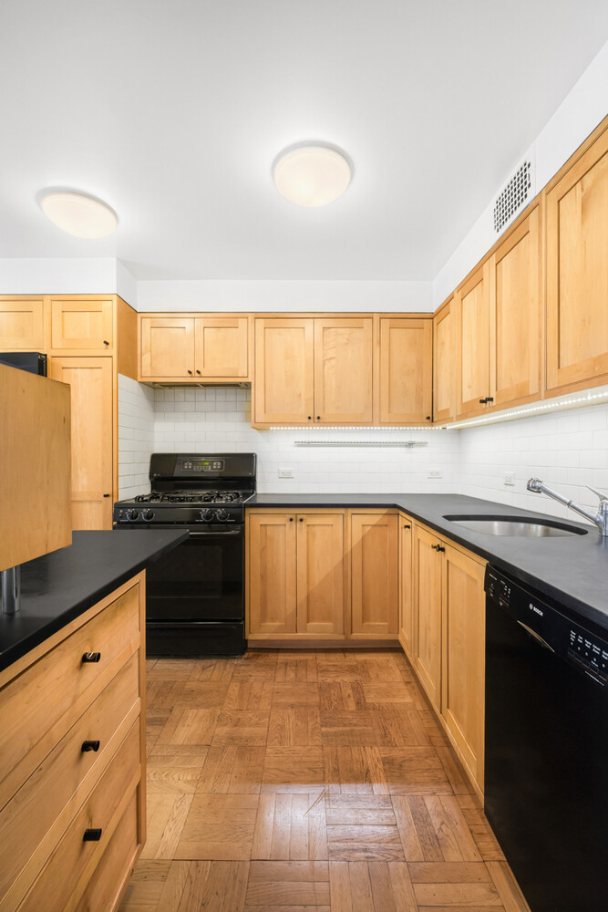 207 East 74th Street Upper East Side New York NY 10021