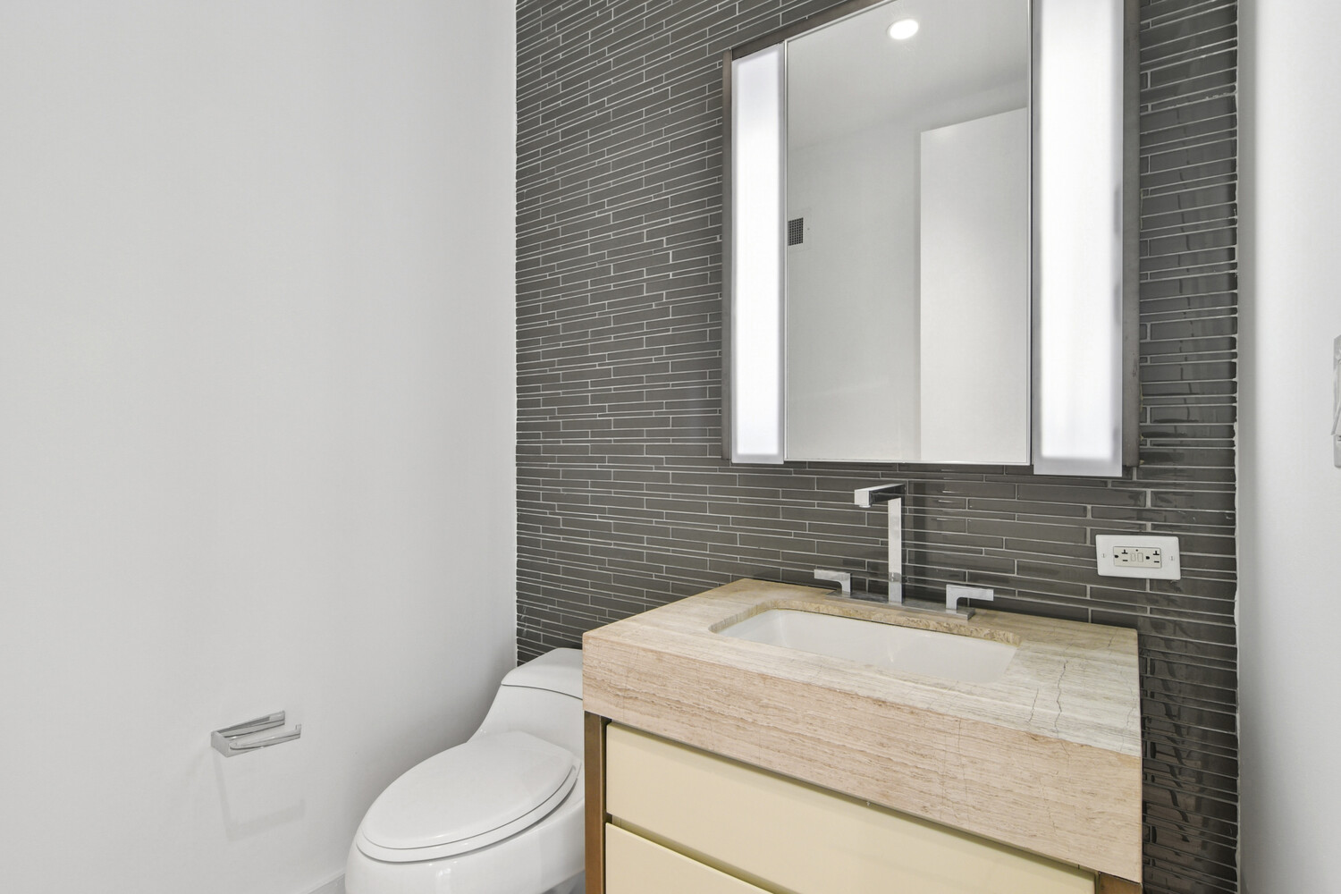 75 Wall Street 37K Financial District New York NY 10005