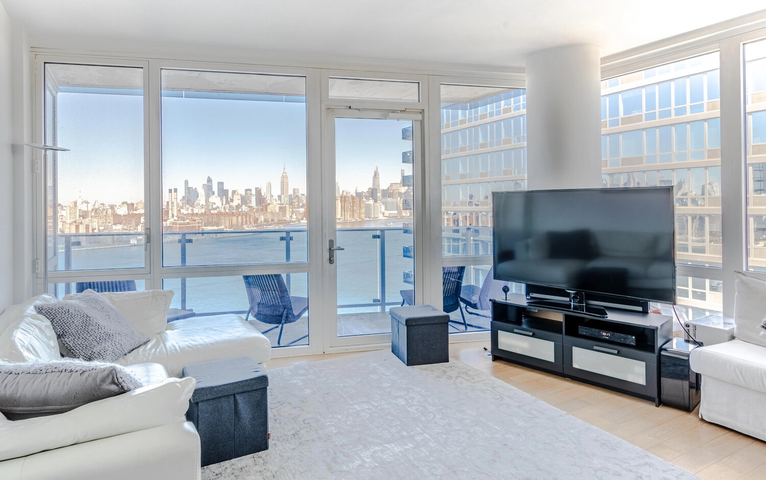 22 North 6th Street 25D Williamsburg Brooklyn NY 11249