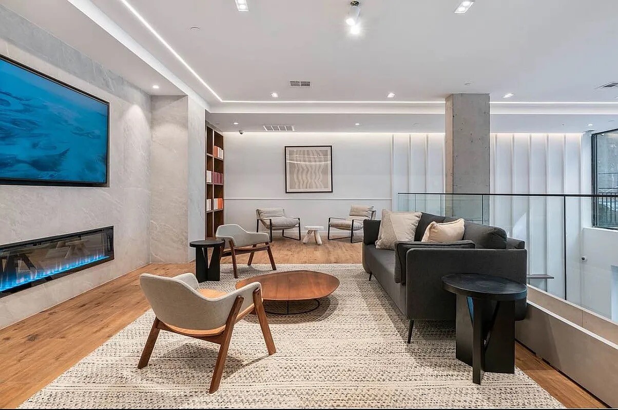 161 Lenox Road 512 Flatbush Brooklyn NY 11226